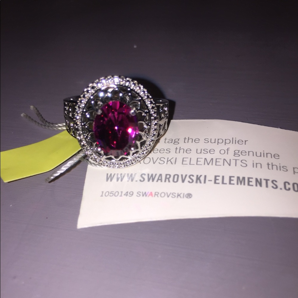 Gorgeous sterling silver ring